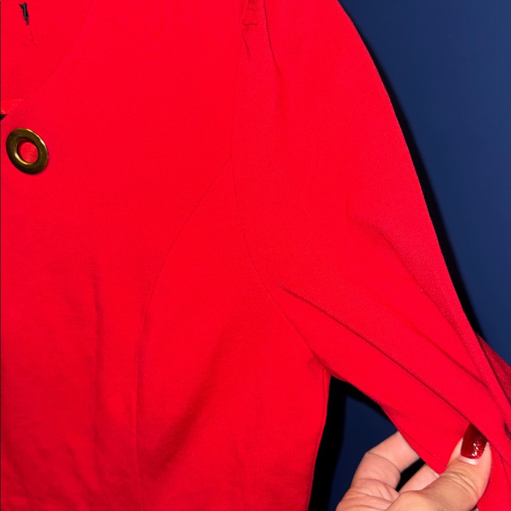 Red Peplum Sheath Dress | Medium-Large Fit | Gold Accent Detail ❤️ - Picture 6 of 17